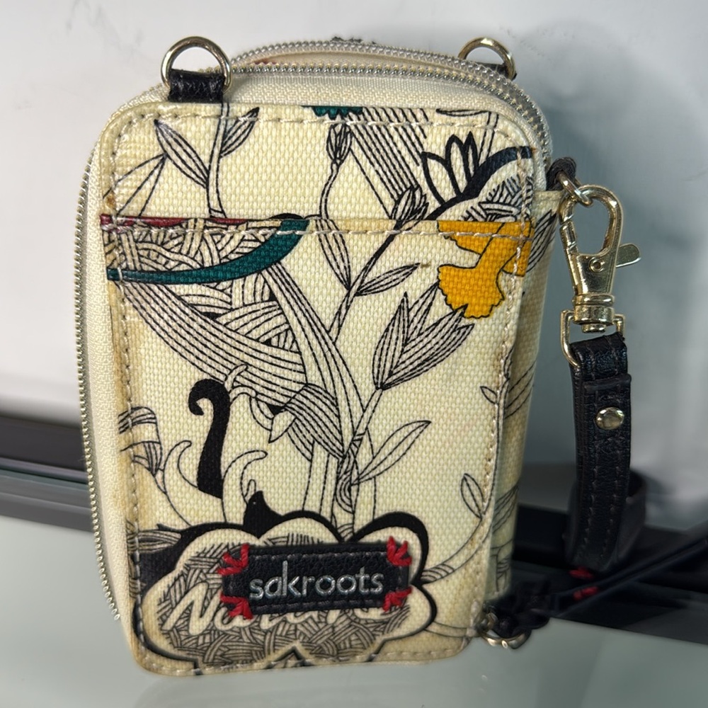Cool Sakroots Wristlet